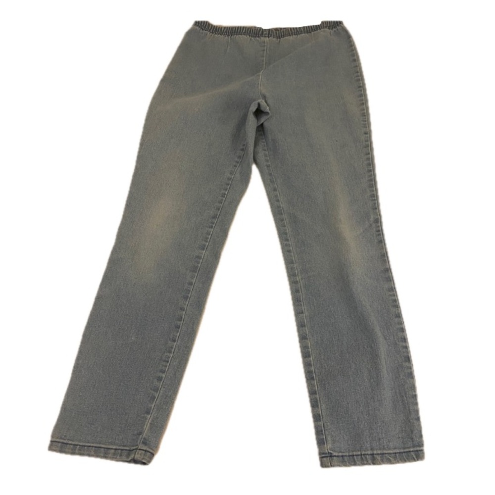 Real Size Women’s Small Pull on Jeans With Elastic Waist